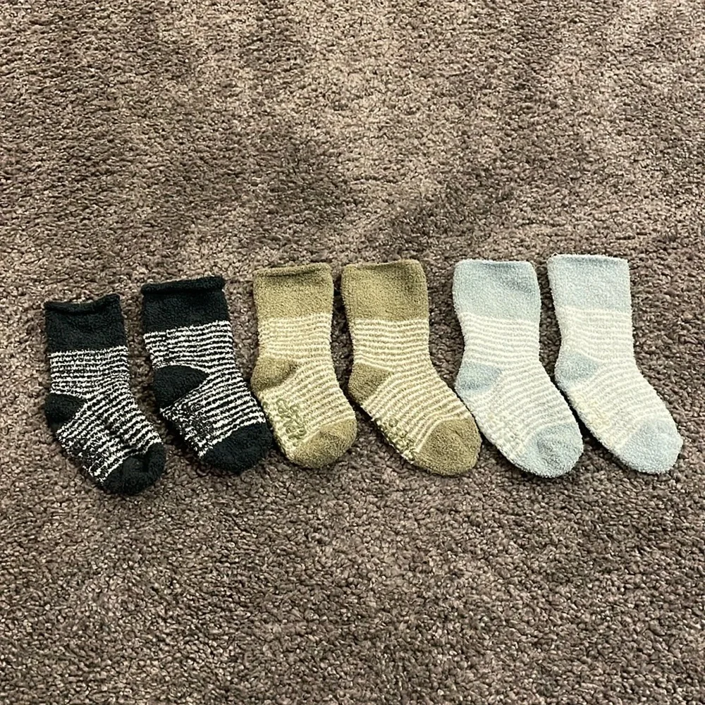 💫bundle of 3💫 newborn carters fuzzy socks
